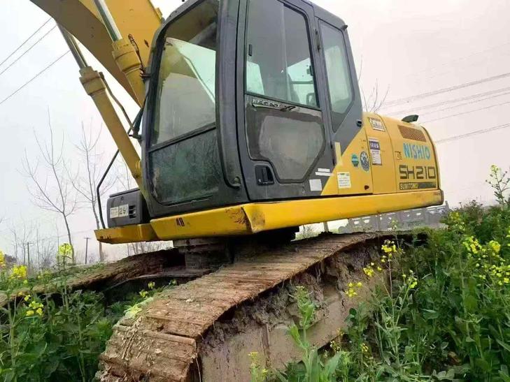 Buy Sumitomo SH200-5 Used Excavator / 1