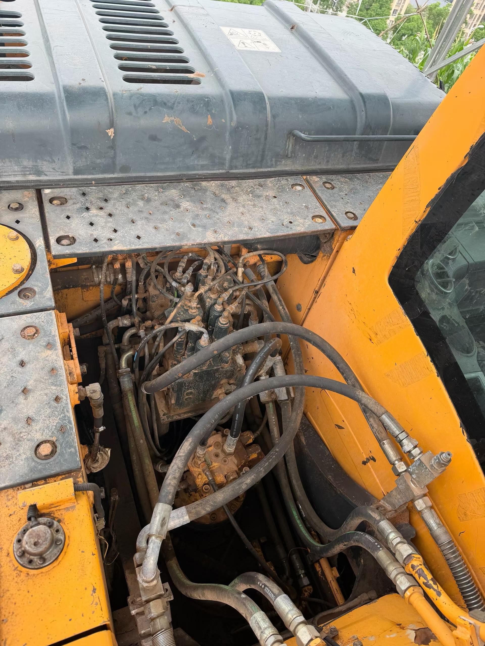 Buy Hyundai R150-7 Used Excavator / 4
