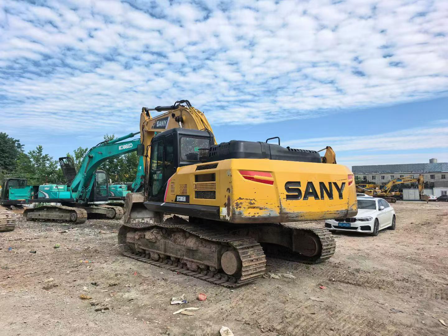 Buy Sany SY245H Used Excavator / 2