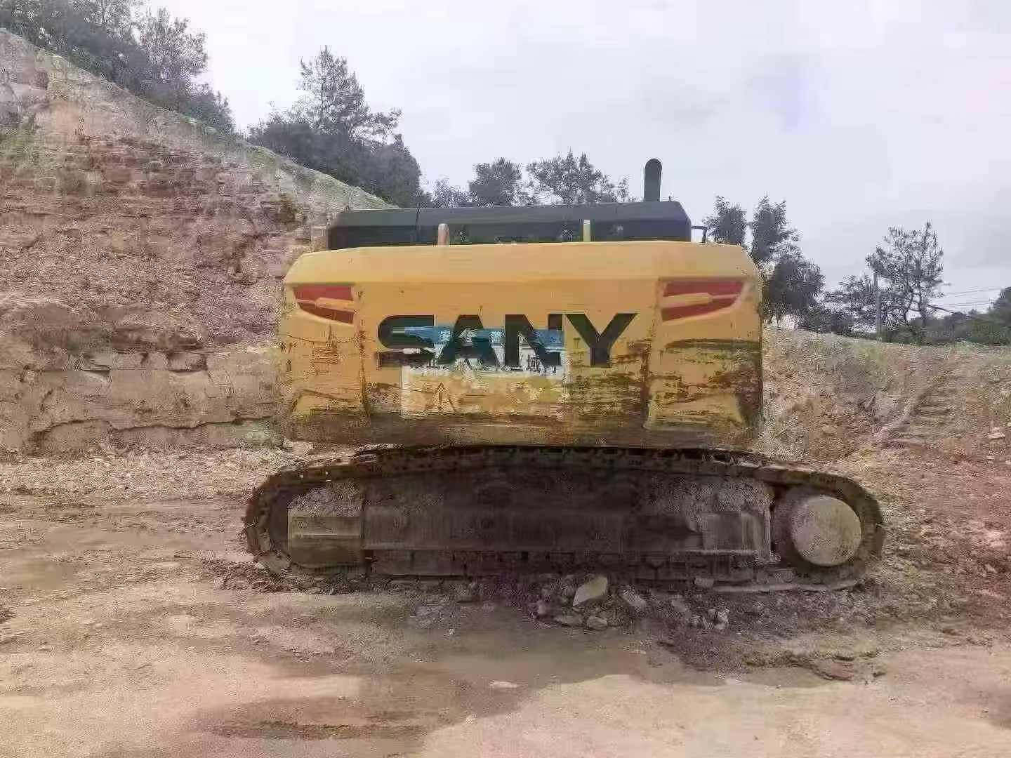 Buy Sany SY550H Used Excavator / 1