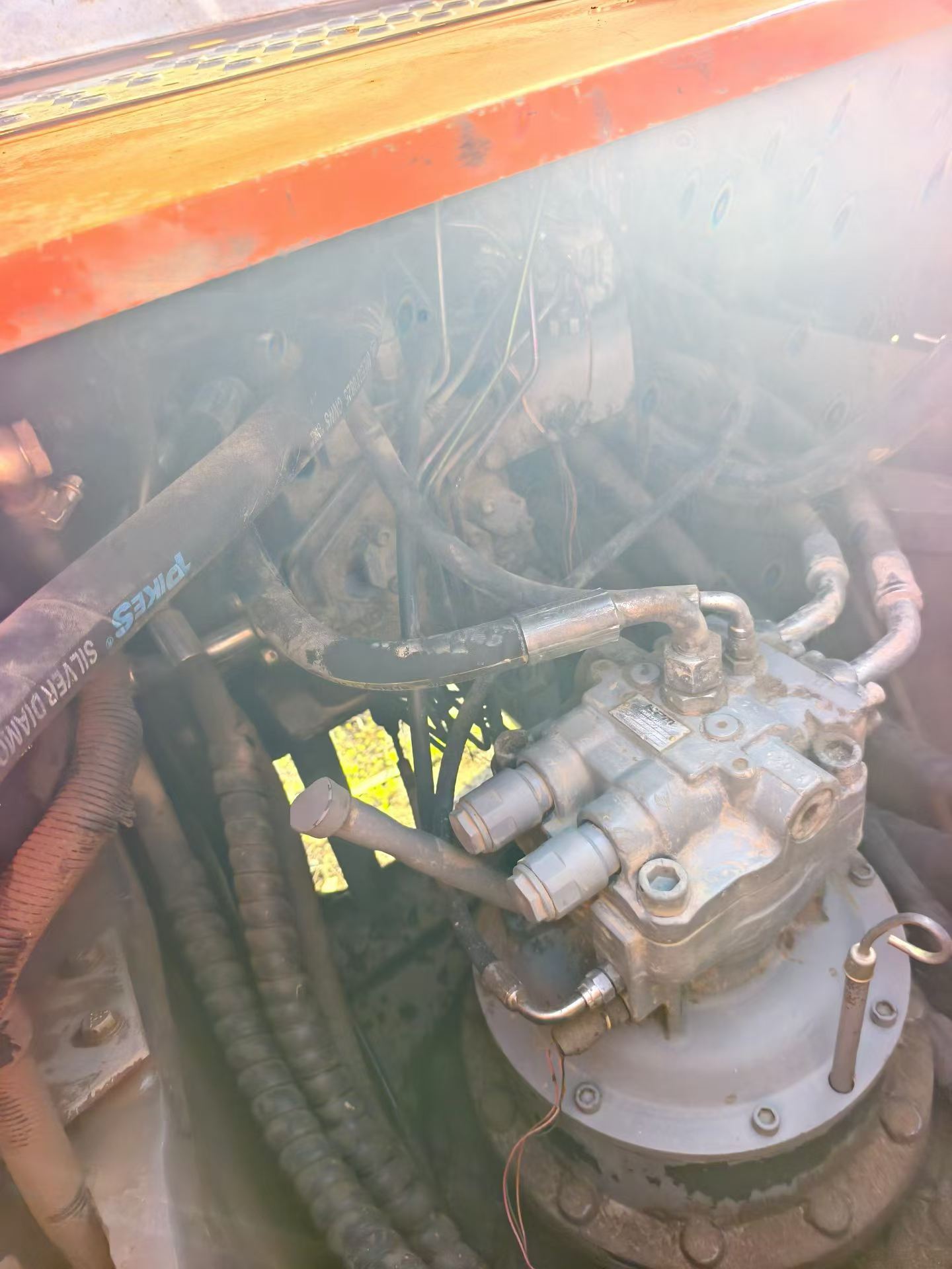 Buy Hitachi ZX240 Used Excavator / 8 Buy Hitachi ZX240 Used Excavator / 8