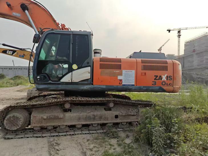 Buy Hitachi ZX330-5B Used Excavator / 1