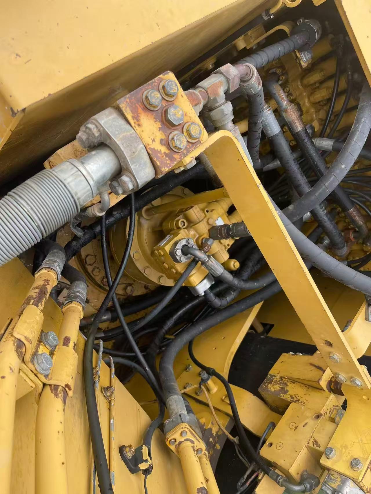 Buy Caterpillar 320A Used Excavator / 6 Buy Caterpillar 320A Used Excavator / 6