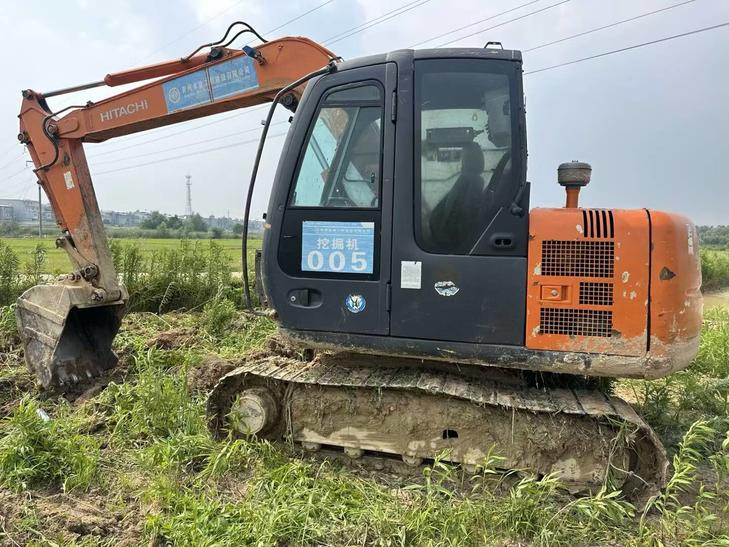 Buy Hitachi ZX70-5G Used Excavator / 1