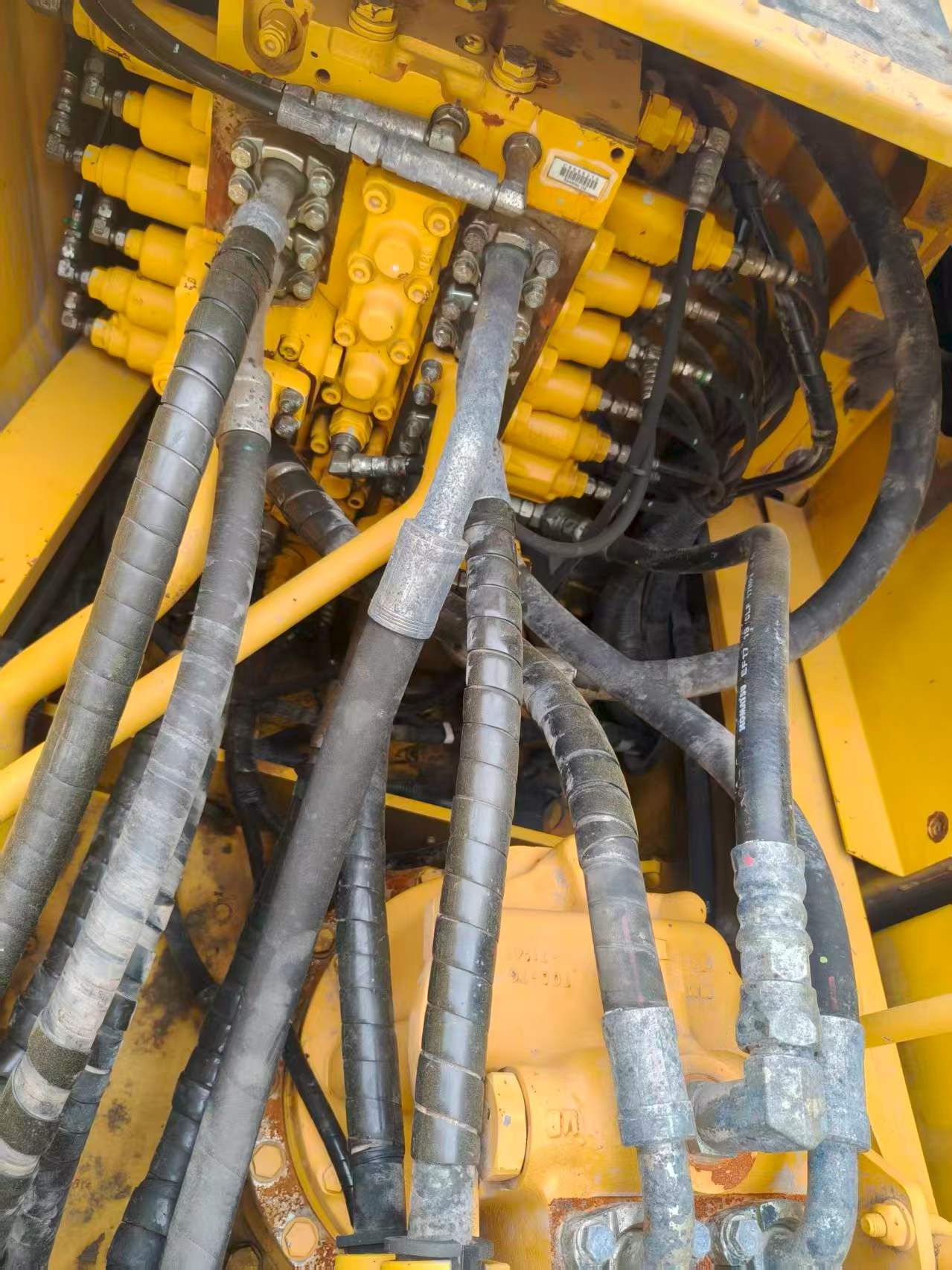 Buy Komatsu PC200-8M0 Used Excavator / 6 Buy Komatsu PC200-8M0 Used Excavator / 6