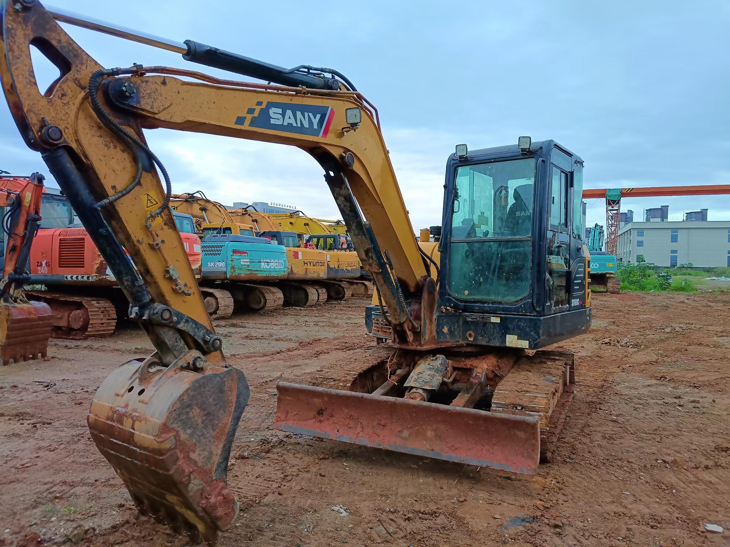 Buy Sany SY60 Used Excavator / 1