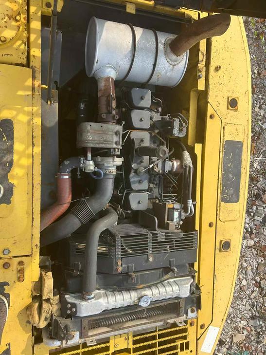 Buy Komatsu PC200-7 Used Excavator / 1