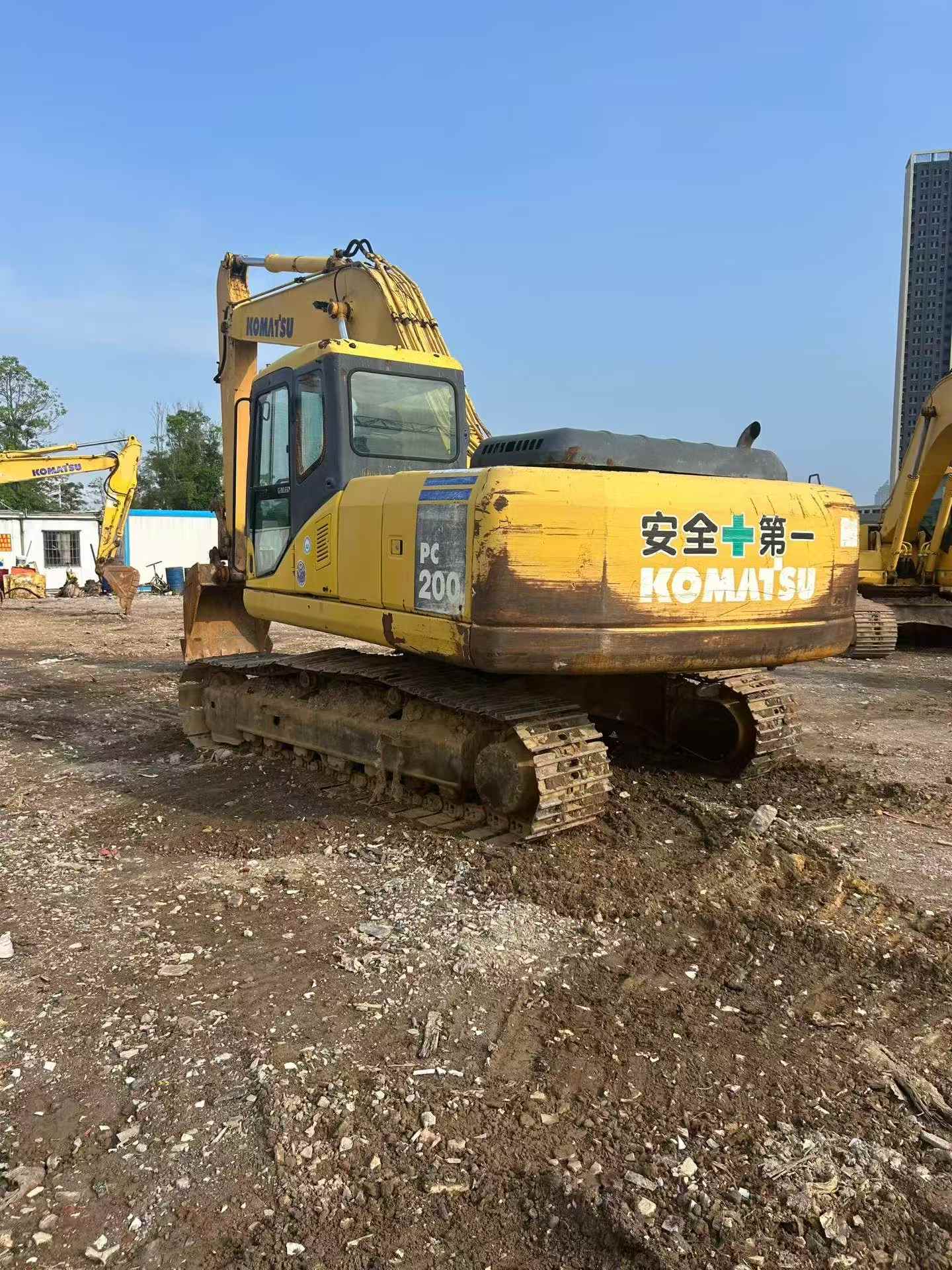 Buy Komatsu PC200-7 Used Excavator / 5 Buy Komatsu PC200-7 Used Excavator / 5