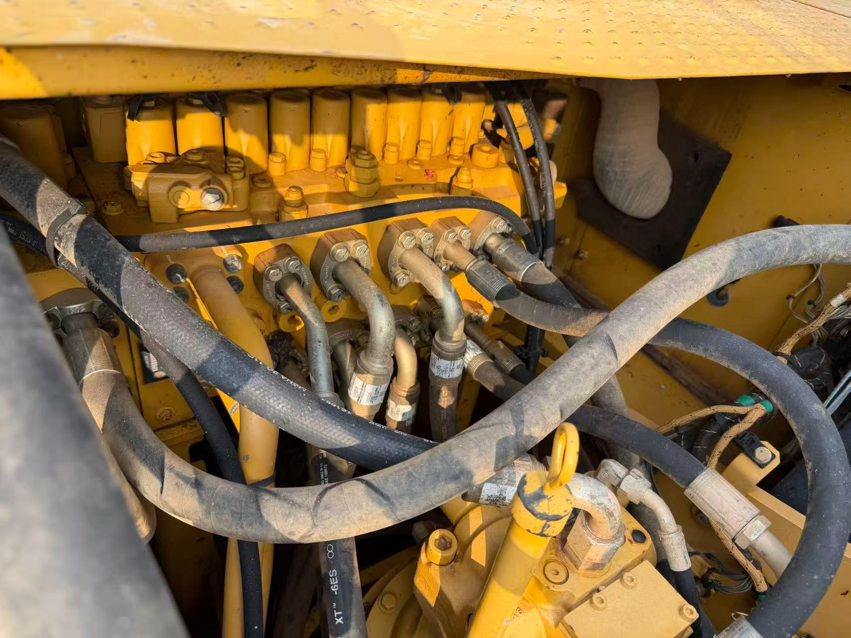 Buy Caterpillar 320GC Used Excavator / 3 Buy Caterpillar 320GC Used Excavator / 3