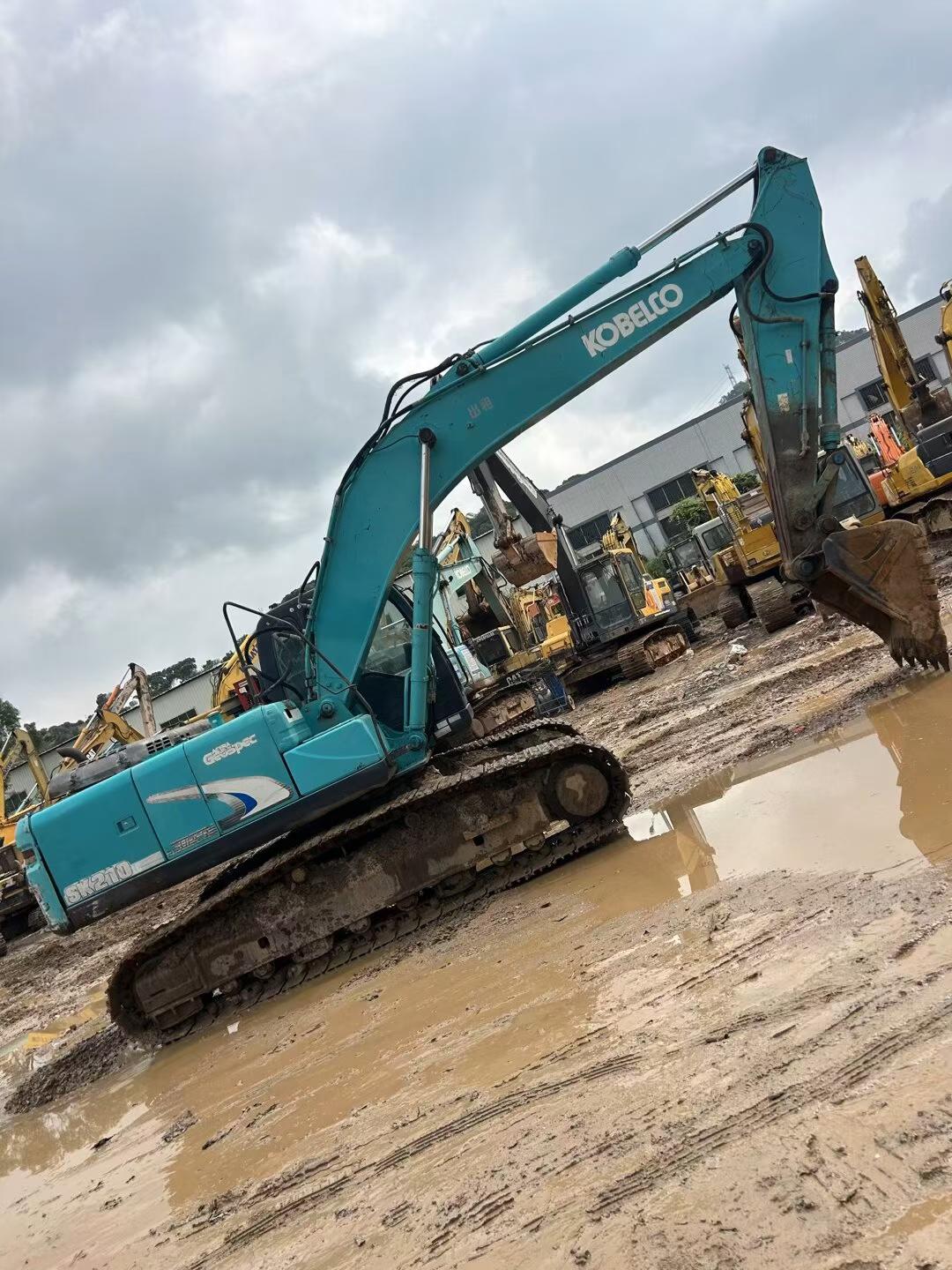 Buy Kobelco SK210-6 Used Excavator / 2 Buy Kobelco SK210-6 Used Excavator / 2