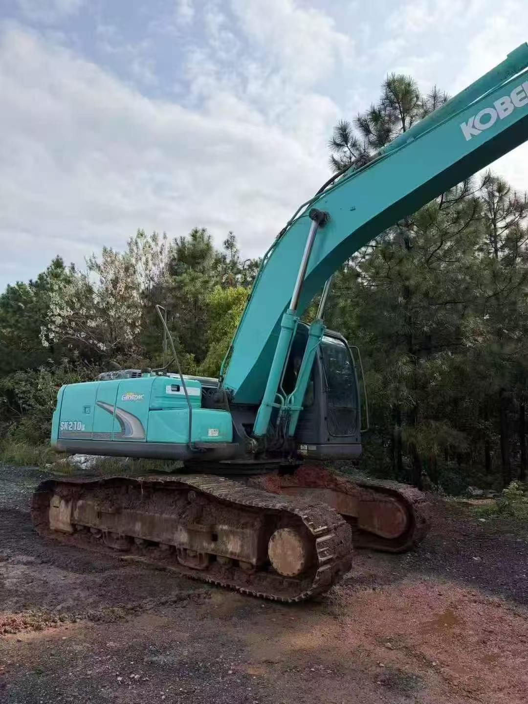 Buy Kobelco SK210 Used Excavator / 3 Buy Kobelco SK210 Used Excavator / 3