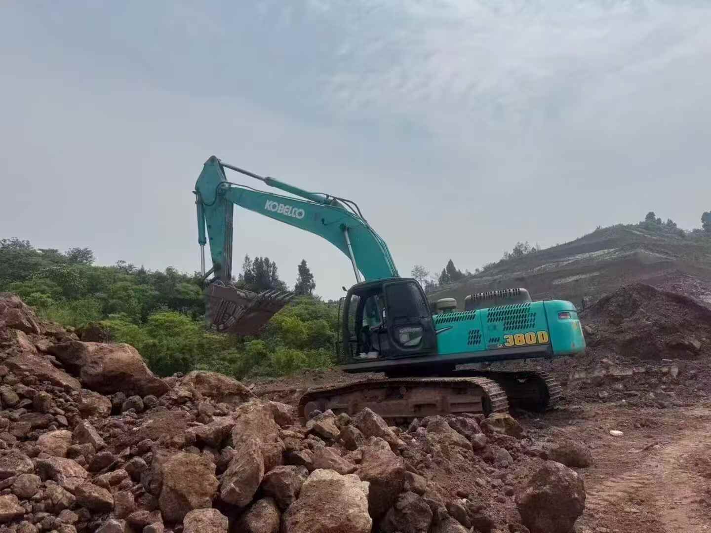 Buy Kobelco SK380D Used Excavator / 3 Buy Kobelco SK380D Used Excavator / 3