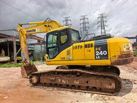 Buy Komatsu PC220-7 Used Excavator / 3 Buy Komatsu PC220-7 Used Excavator / 3