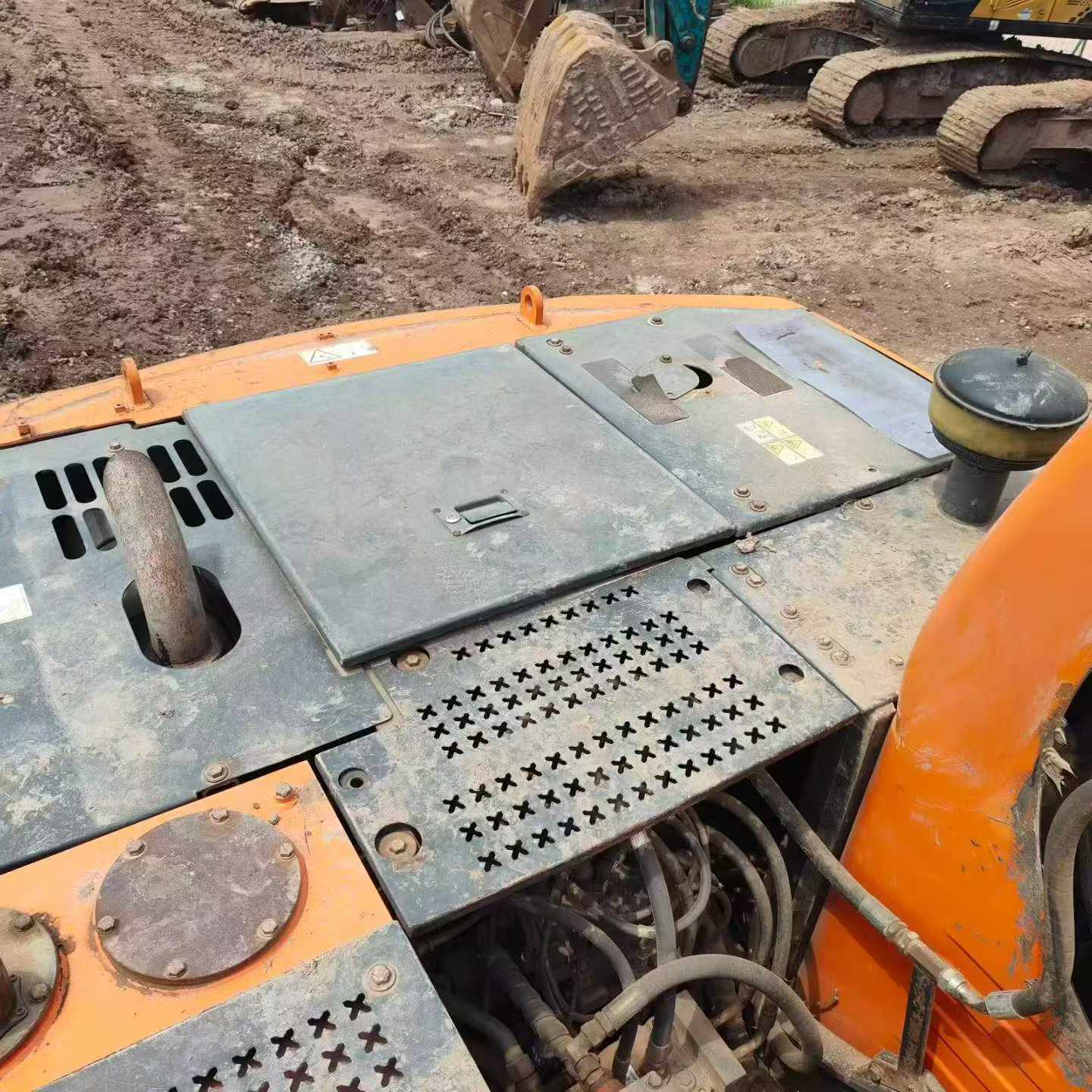 Buy Doosan DX120-9C Used Excavator / 6 Buy Doosan DX120-9C Used Excavator / 6