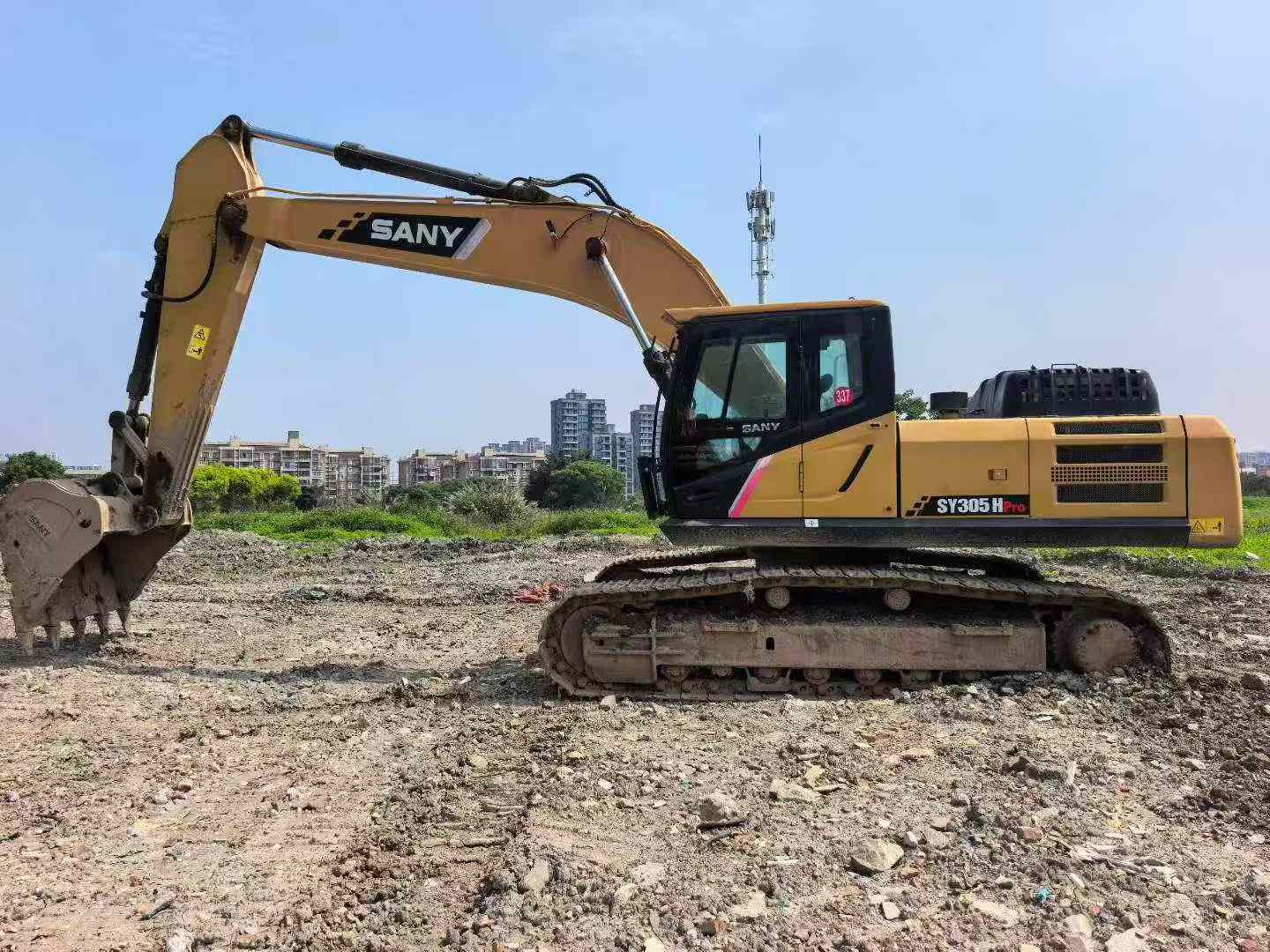 Buy Sany SY305C Used Excavator / 9 Buy Sany SY305C Used Excavator / 9
