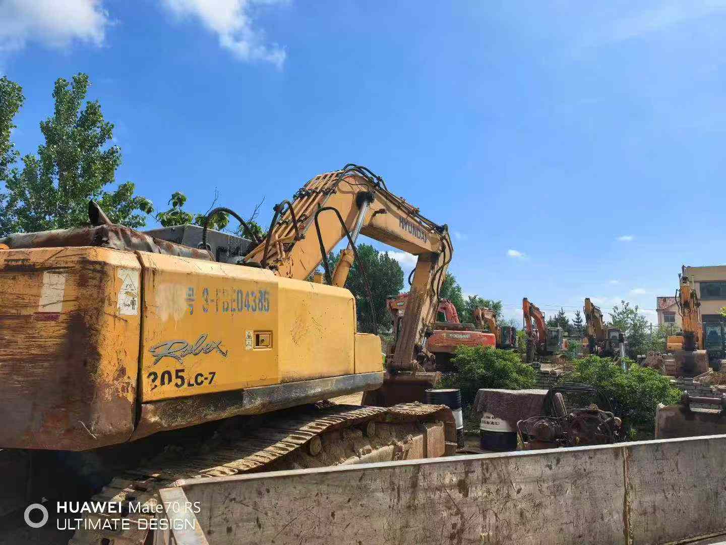 Buy Hyundai R305LC-7 Used Excavator / 2