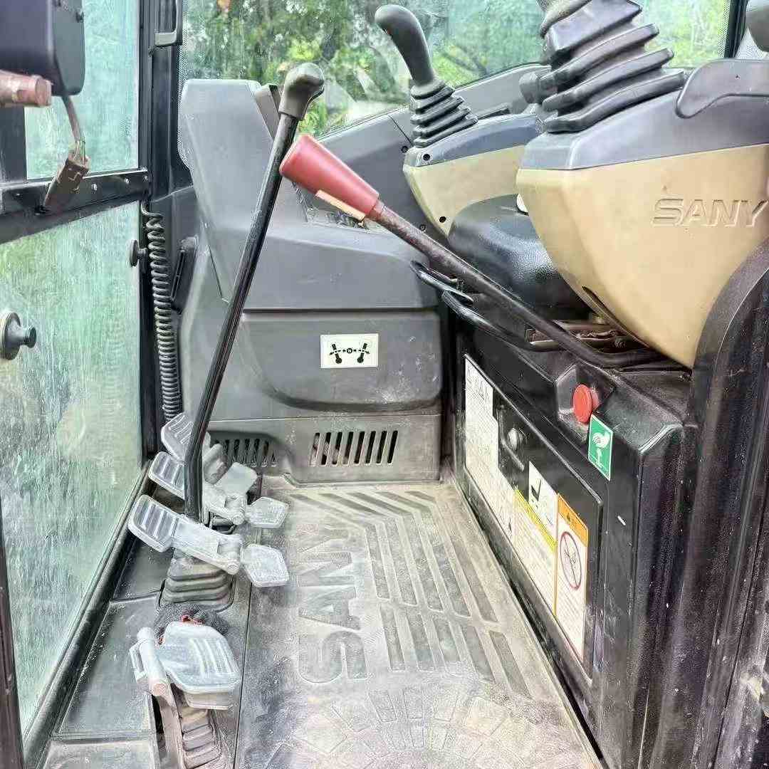 Buy Sany SY35C Used Excavator / 9 Buy Sany SY35C Used Excavator / 9