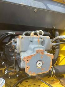 Buy Komatsu PC200-7 Used Excavator / 4 Buy Komatsu PC200-7 Used Excavator / 4