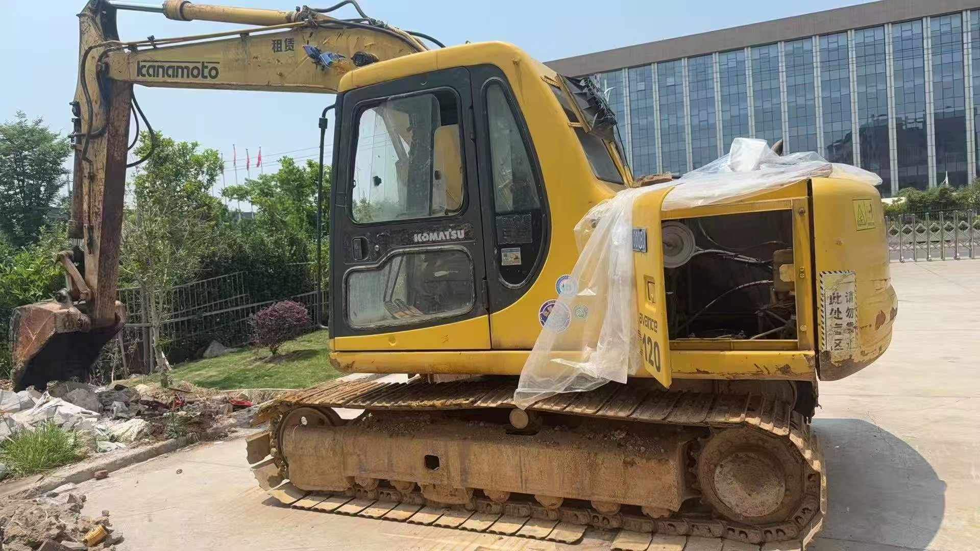 Buy Komatsu PC120-6 Used Excavator / 2 Buy Komatsu PC120-6 Used Excavator / 2