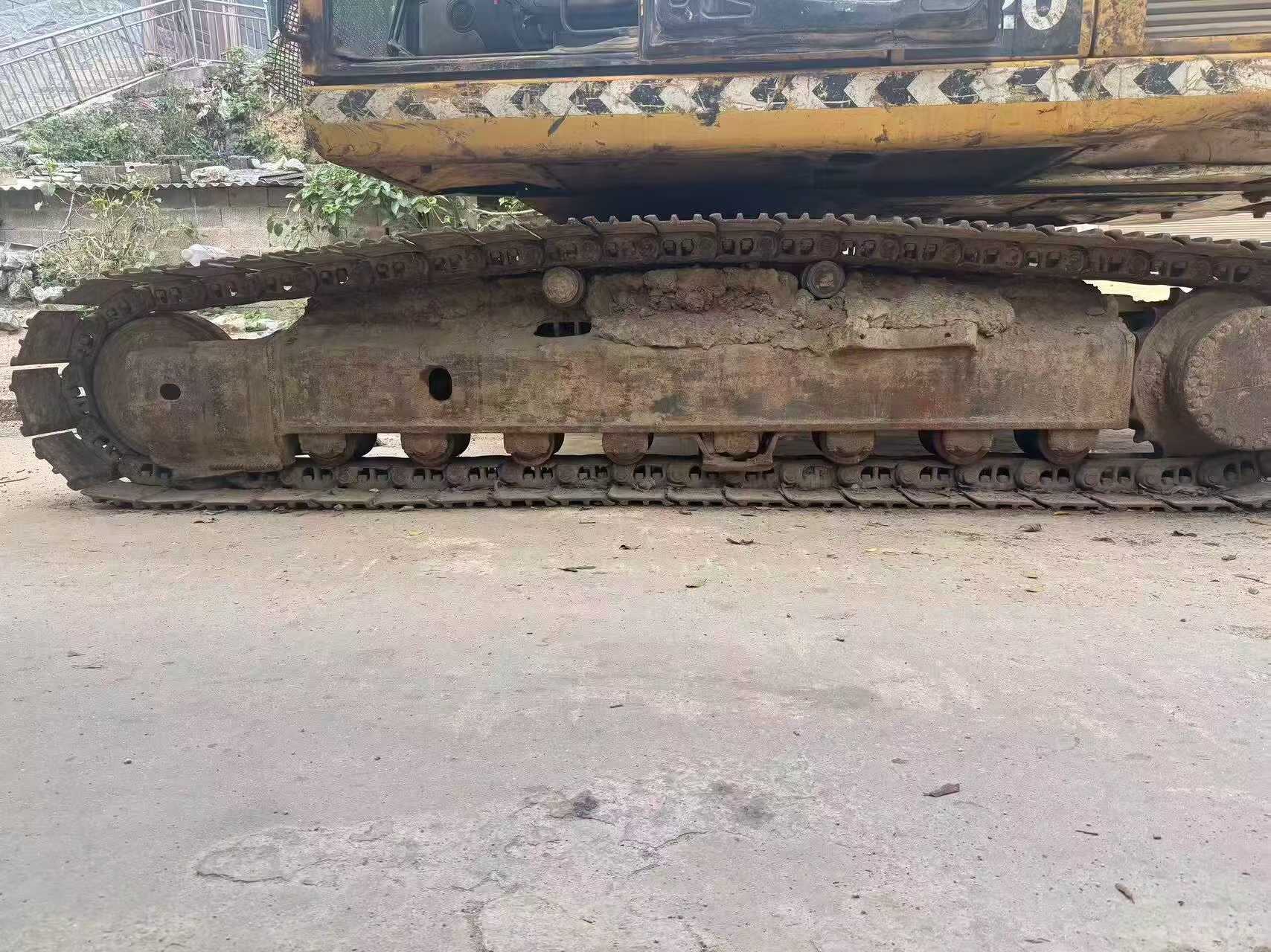 Buy Komatsu PC220-8 Used Excavator / 6 Buy Komatsu PC220-8 Used Excavator / 6