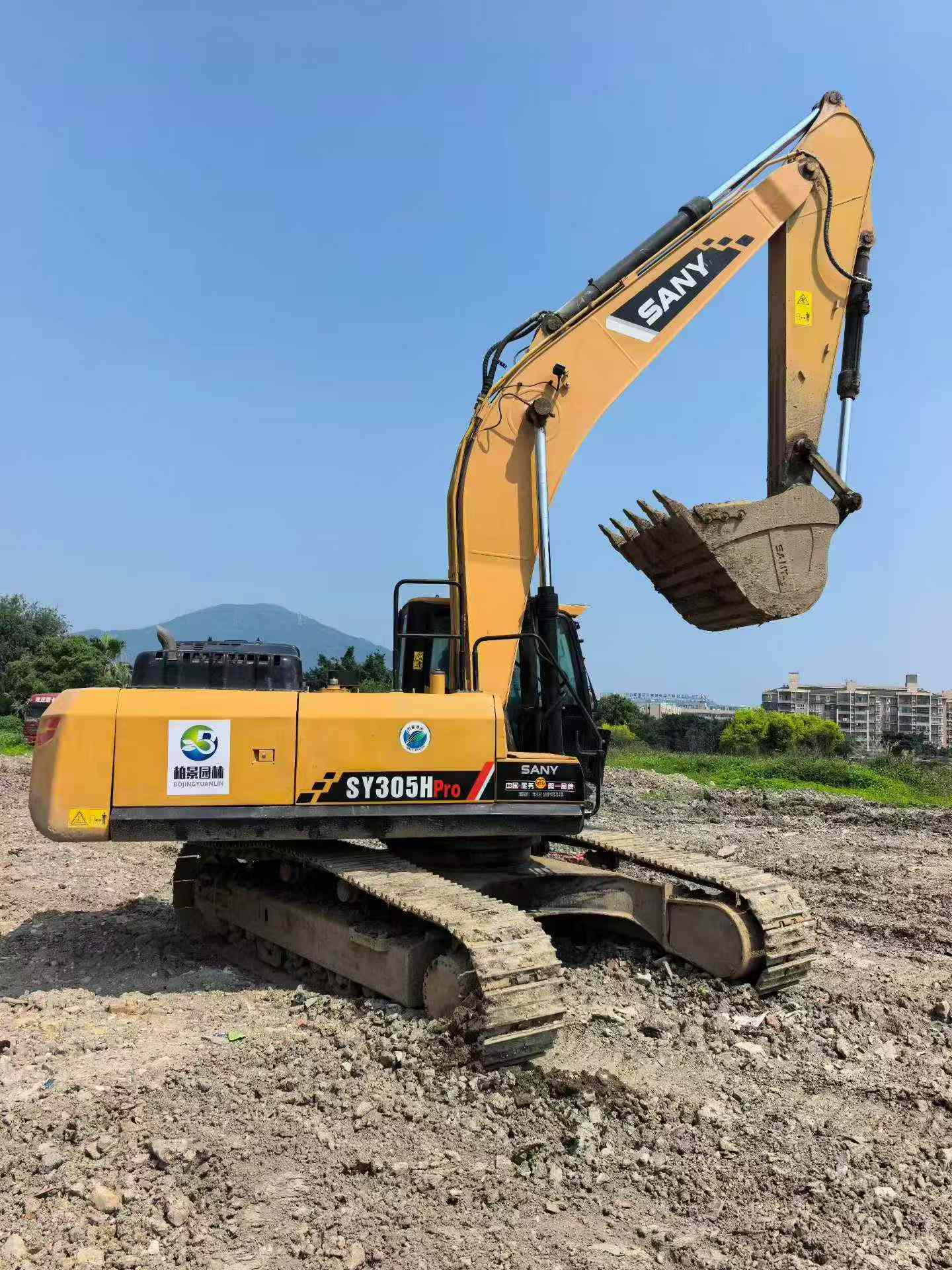 Buy Sany SY305C Used Excavator / 3 Buy Sany SY305C Used Excavator / 3