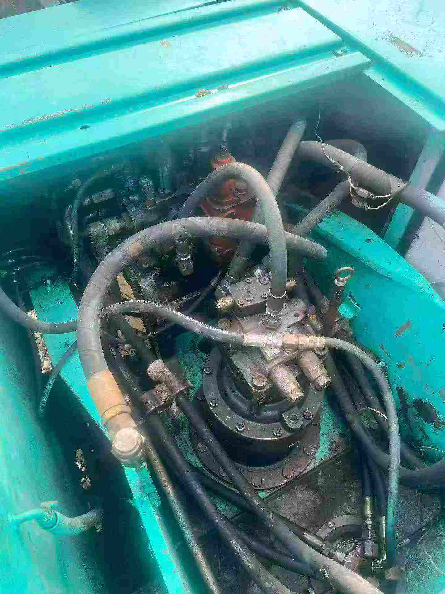 Buy Kobelco SK200 Used Excavator / 5 Buy Kobelco SK200 Used Excavator / 5