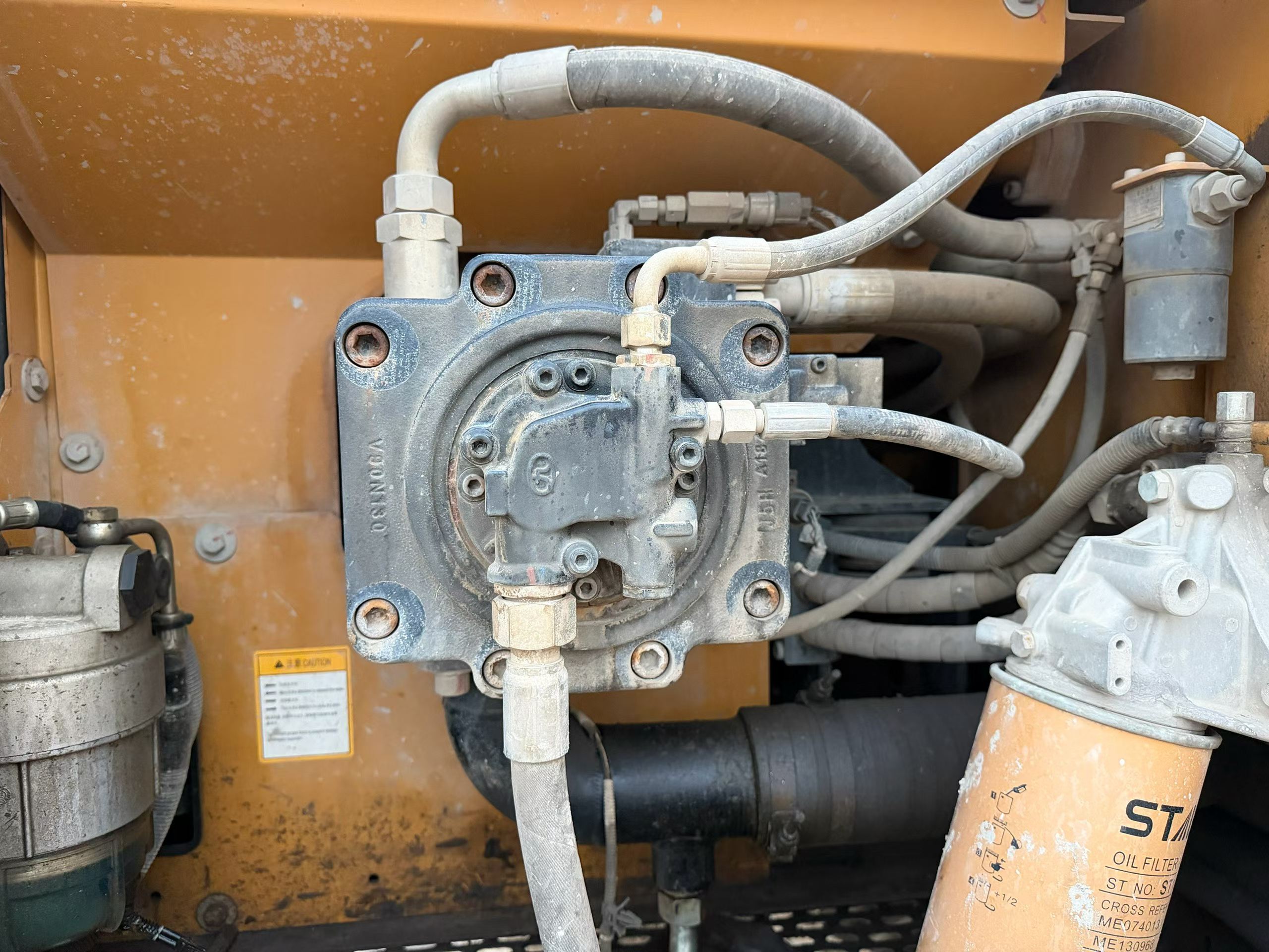 Buy Sany SY205C Used Excavator / 4 Buy Sany SY205C Used Excavator / 4