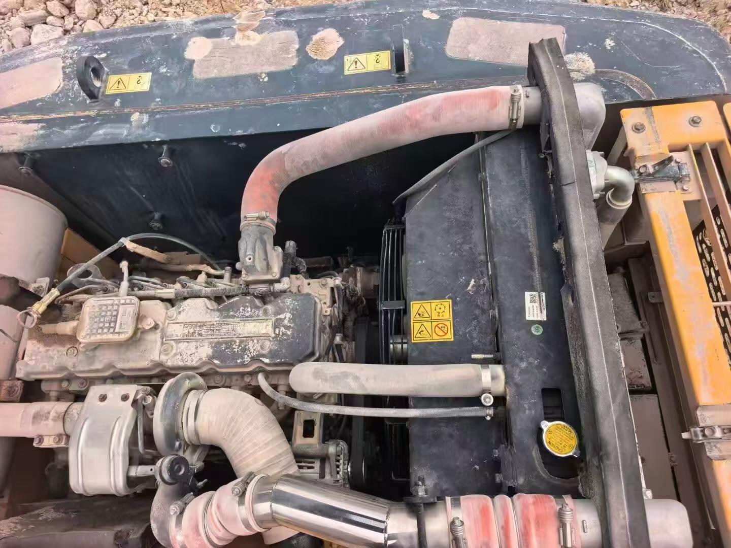 Buy Hyundai R215VS Used Excavator / 3