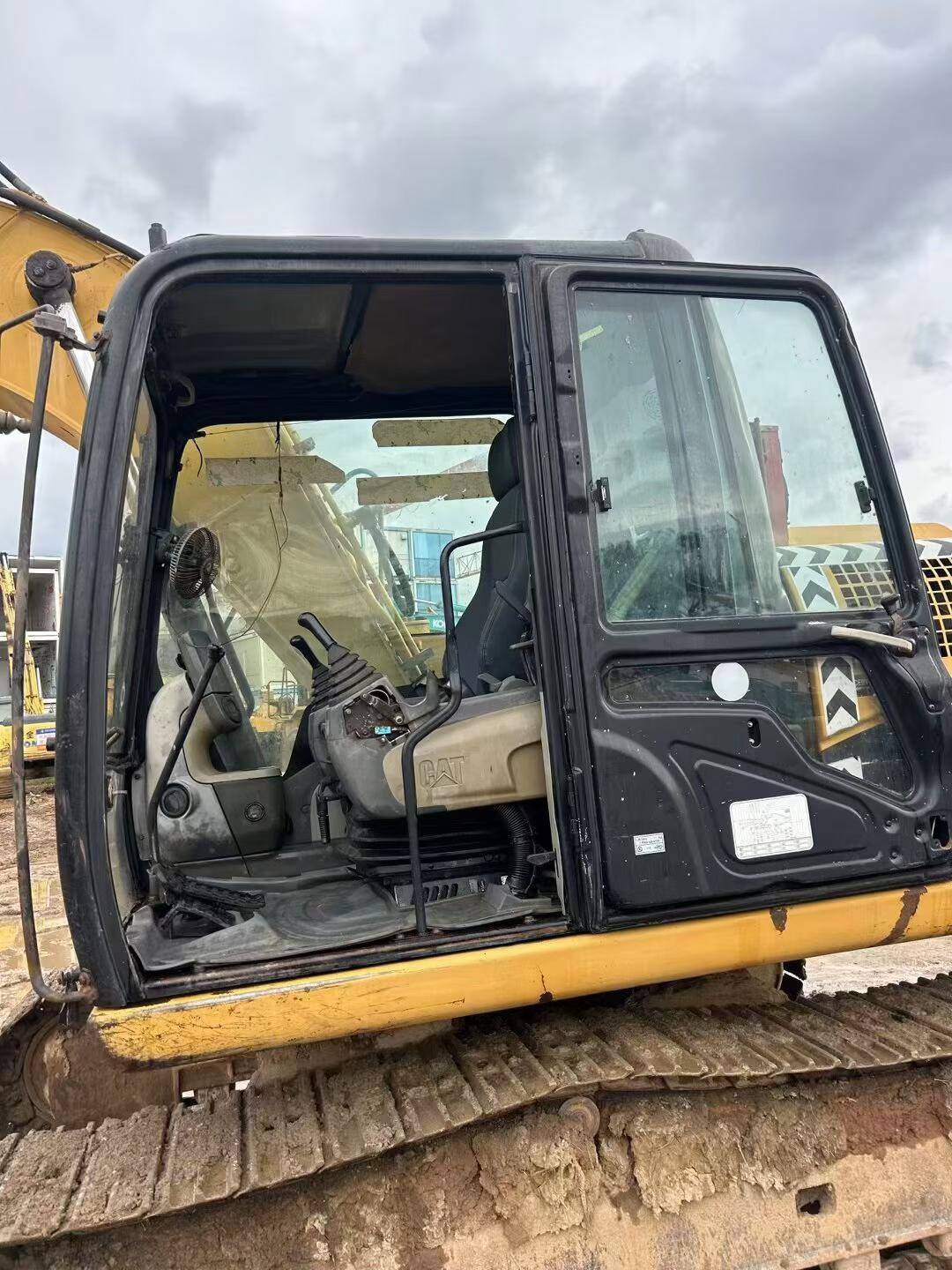 Buy Caterpillar 312D Used Excavator / 4 Buy Caterpillar 312D Used Excavator / 4