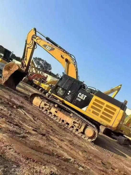 Buy Caterpillar 349E Used Excavator / 1
