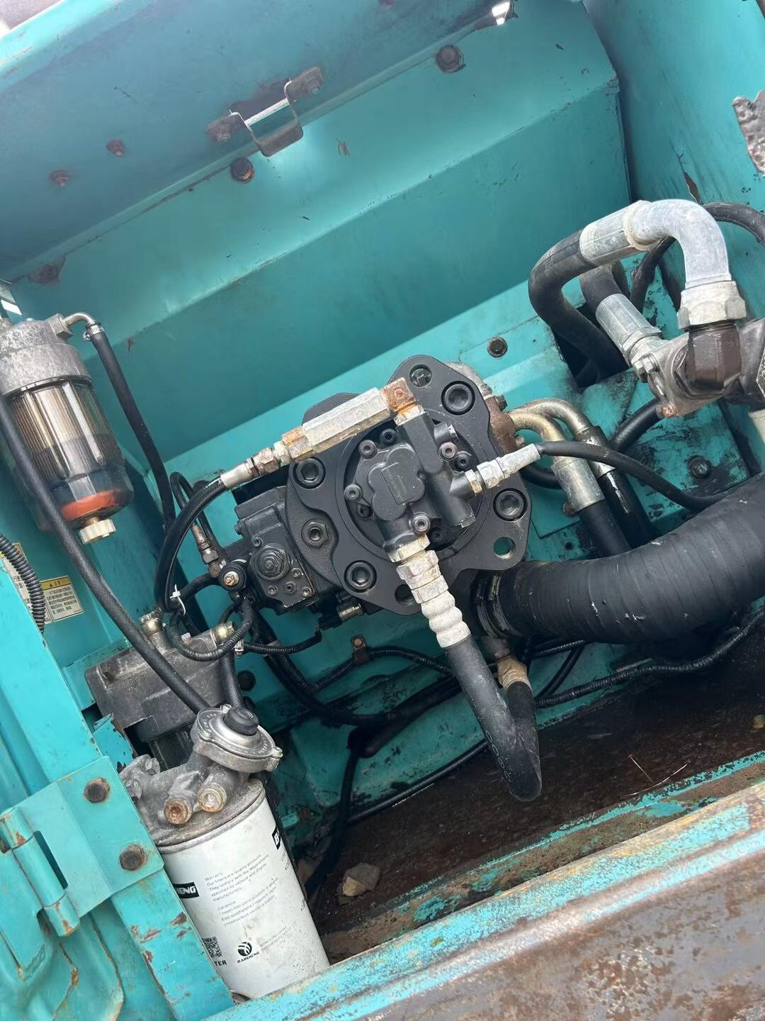 Buy Kobelco SK210-6 Used Excavator / 7 Buy Kobelco SK210-6 Used Excavator / 7