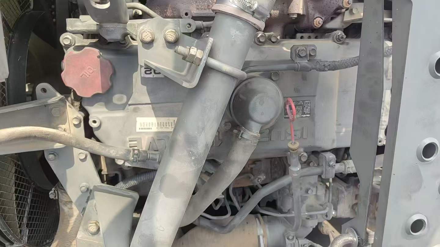 Buy Hitachi ZX210K-5A Used Excavator / 6 Buy Hitachi ZX210K-5A Used Excavator / 6