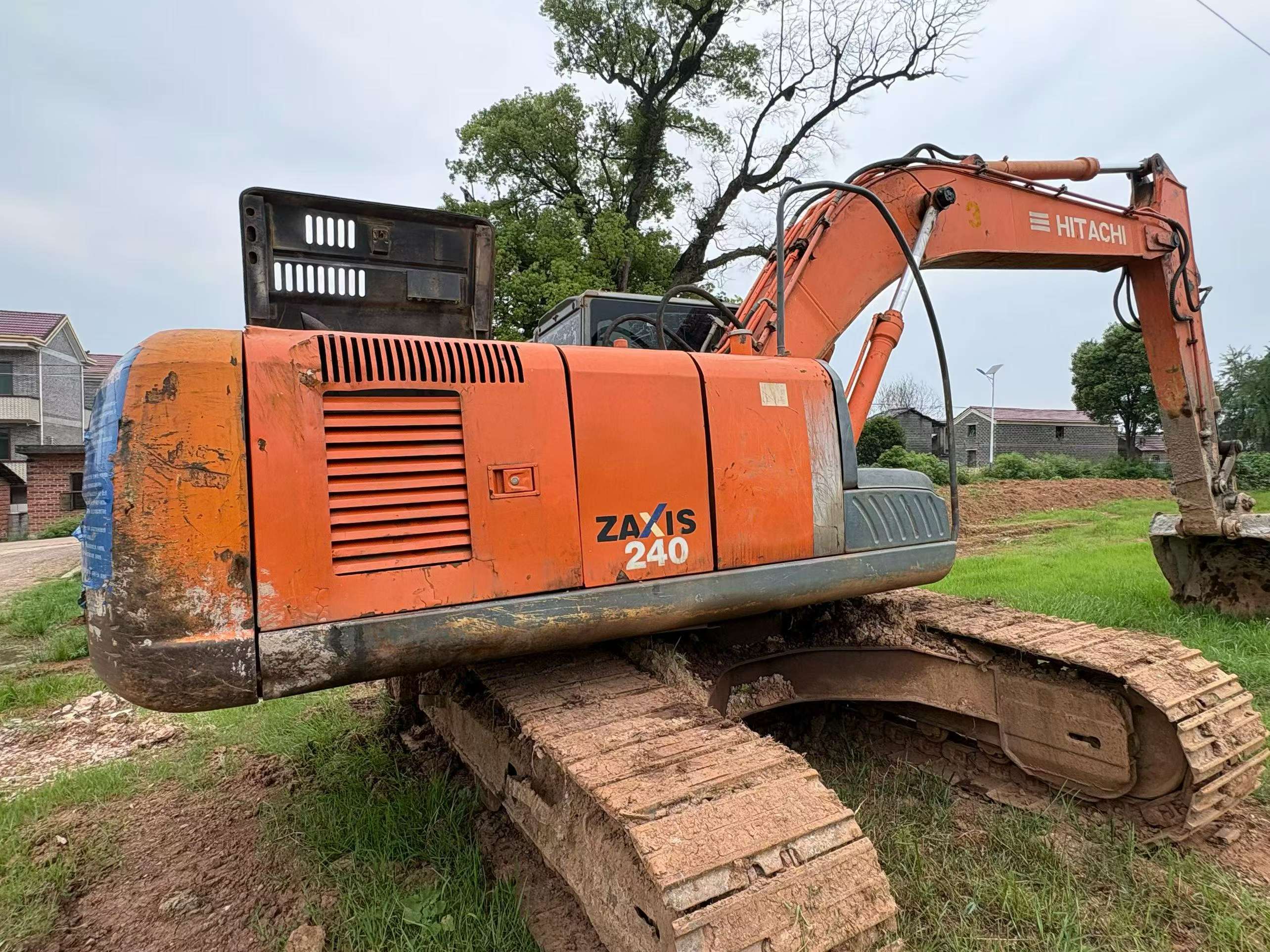 Buy Hitachi EX200 Used Excavator / 3 Buy Hitachi EX200 Used Excavator / 3