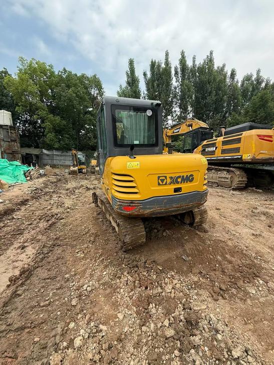 Buy XCMG XE55D Used Excavator / 1