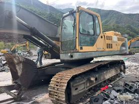 Buy Volvo EC460B Used Excavator / 3 Buy Volvo EC460B Used Excavator / 3