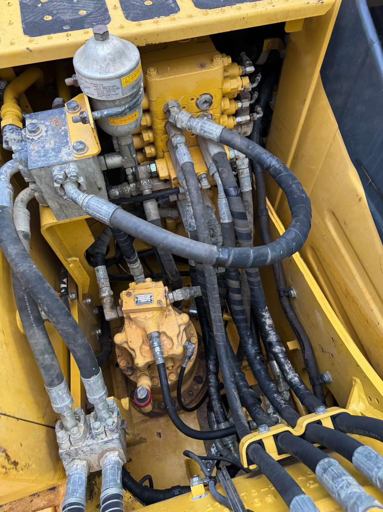 Buy Komatsu PC130-8 Used Excavator / 6 Buy Komatsu PC130-8 Used Excavator / 6