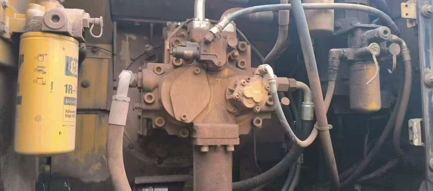 Buy Caterpillar 340D2L Used Excavator / 2 Buy Caterpillar 340D2L Used Excavator / 2