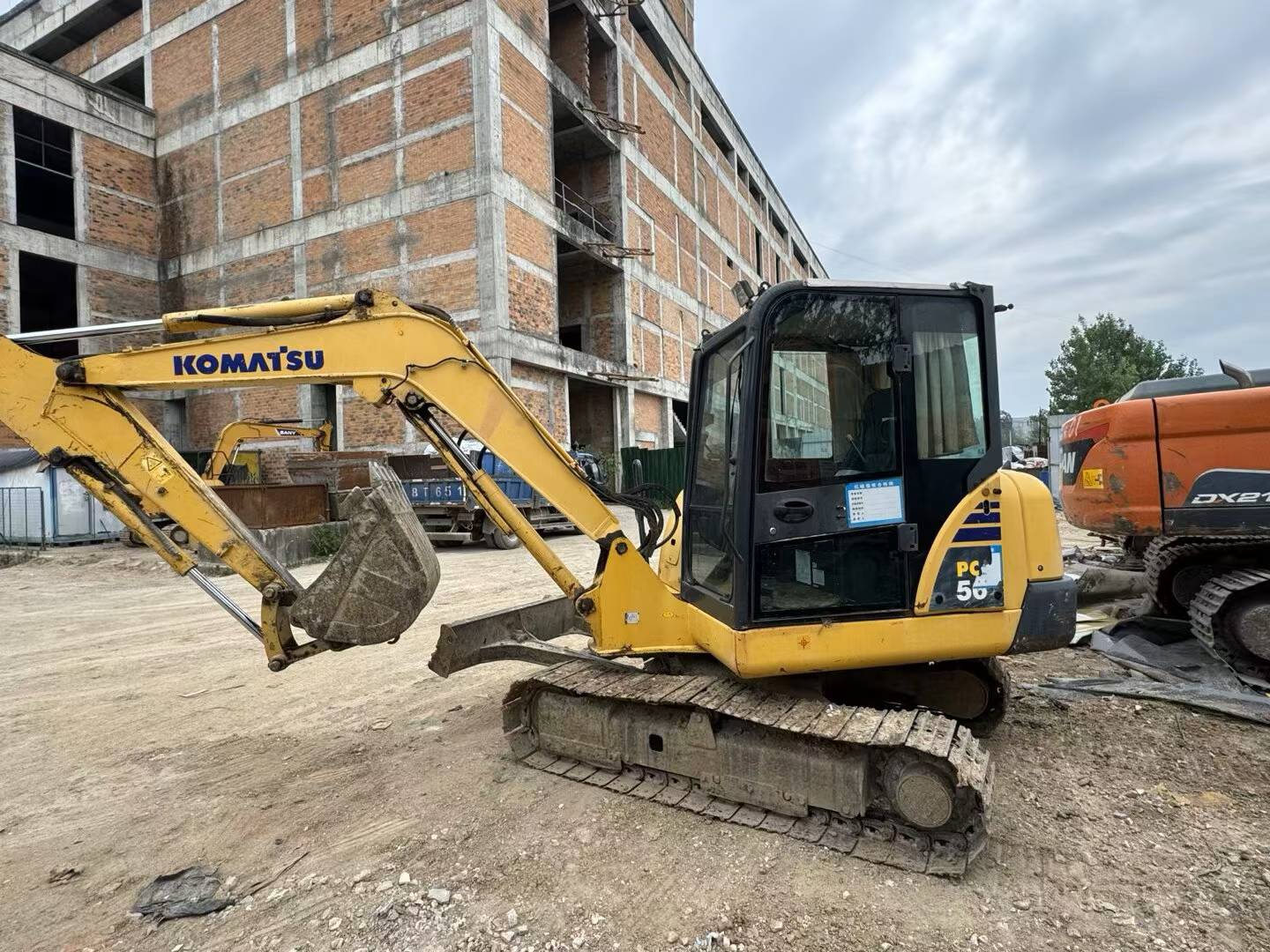 Buy Komatsu PC56-7 Used Excavator / 9 Buy Komatsu PC56-7 Used Excavator / 9
