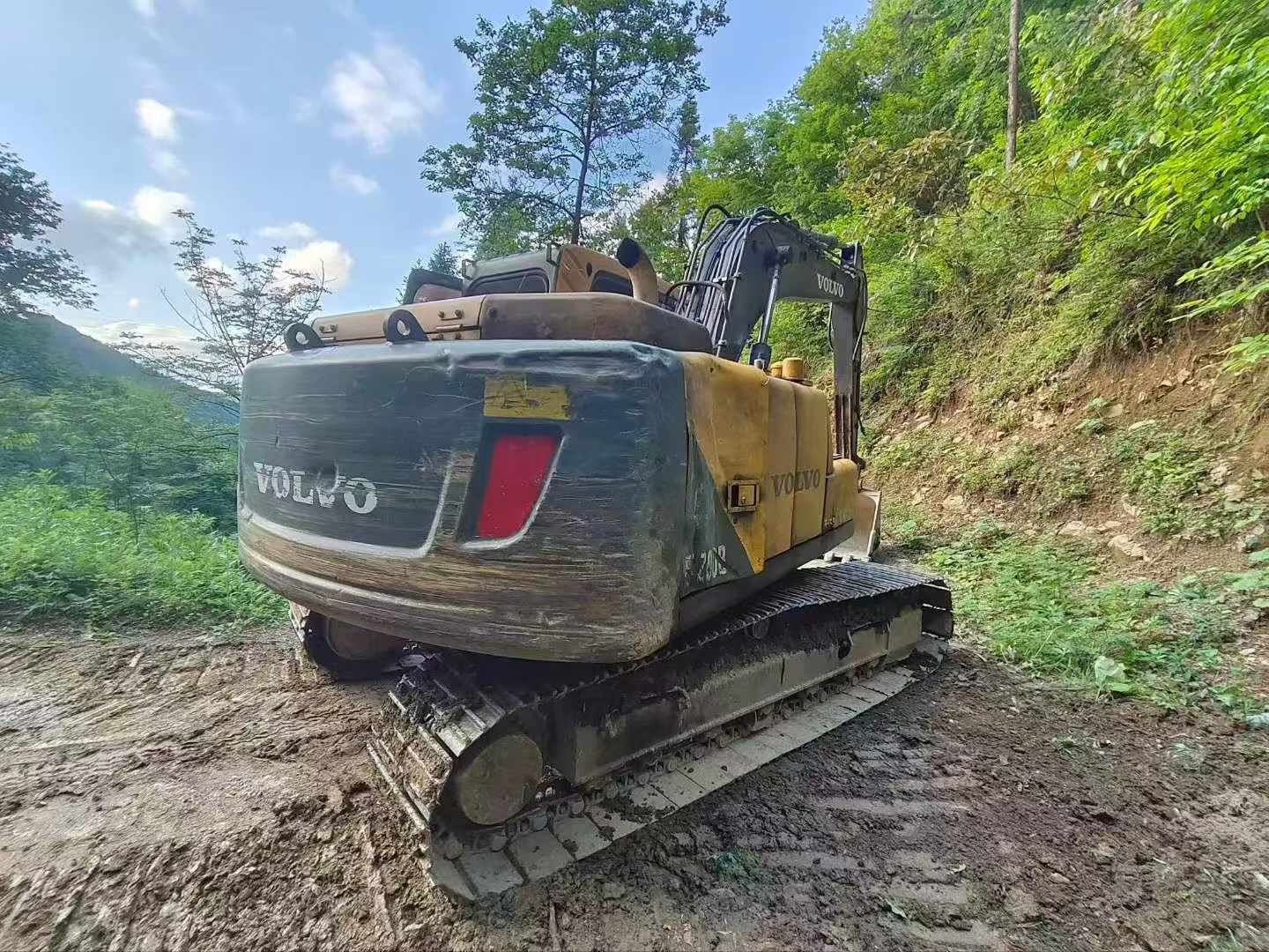 Buy Volvo EC140 Used Excavator / 7 Buy Volvo EC140 Used Excavator / 7
