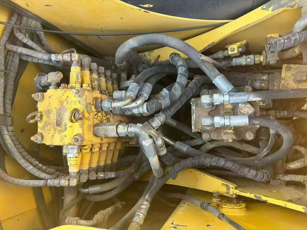 Buy Komatsu PC60-7 Used Excavator / 7