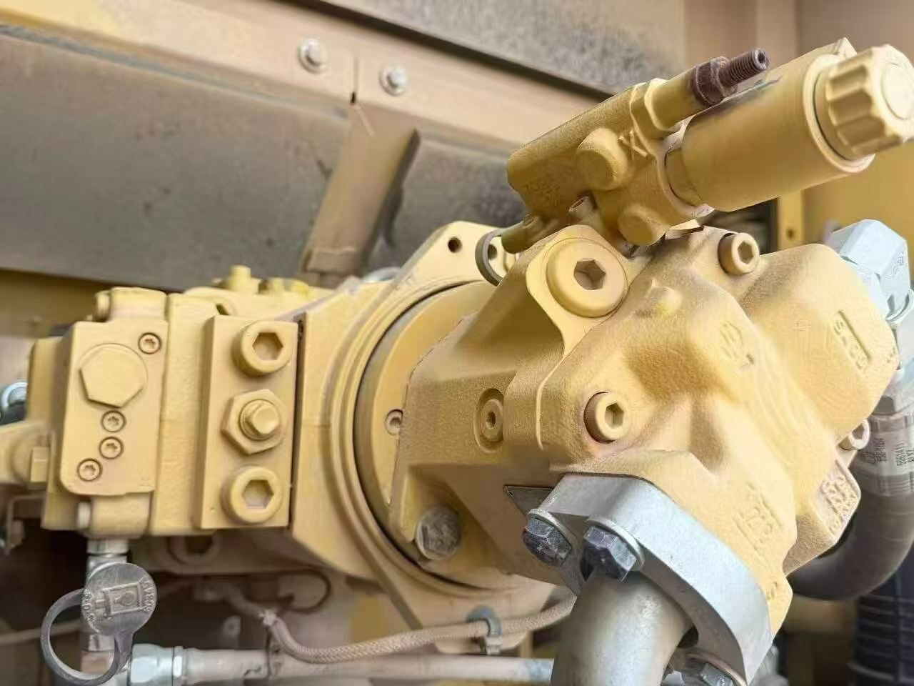Buy Caterpillar 336E Used Excavator / 1