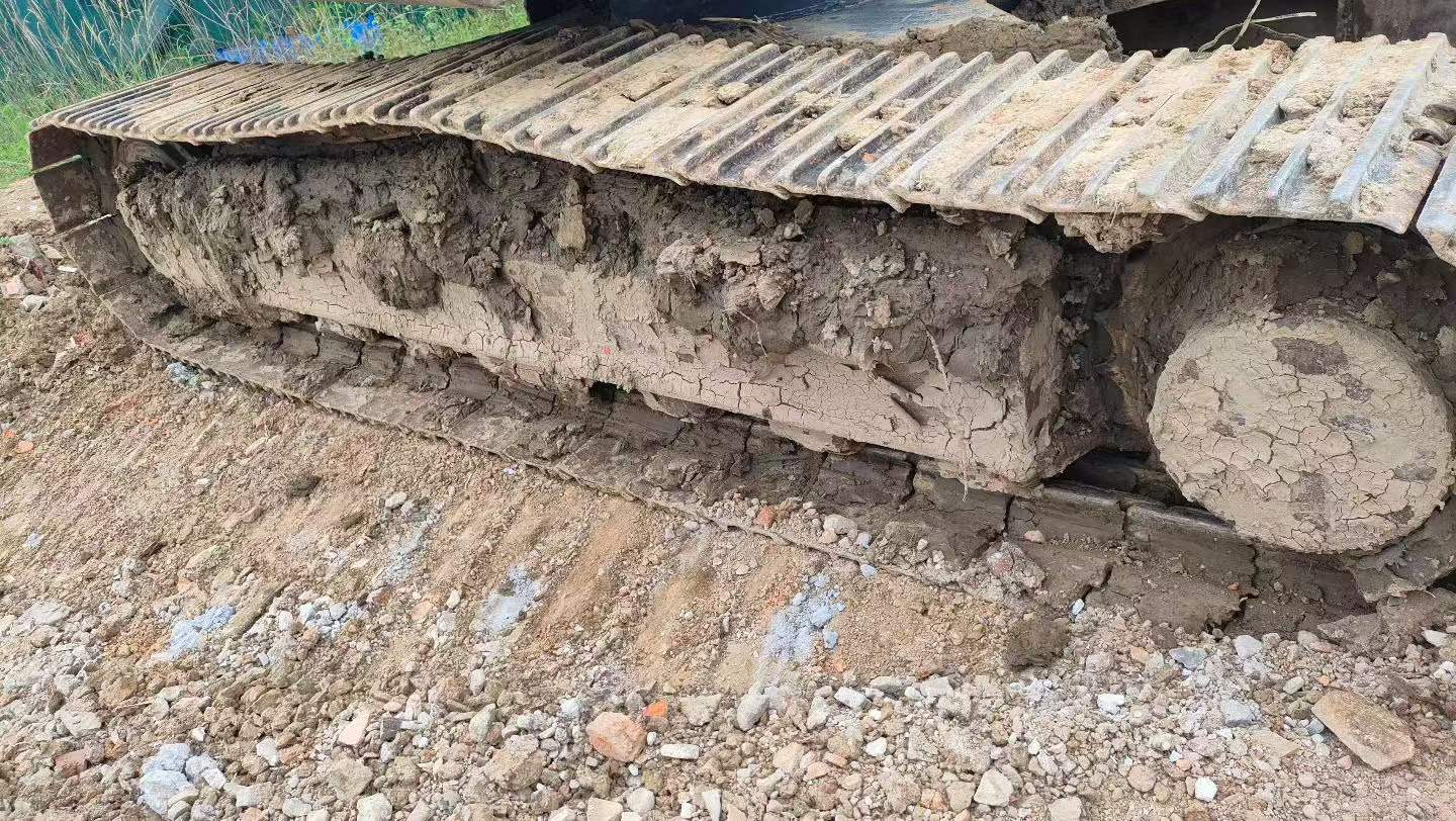 Buy XCMG XE135B Used Excavator / 8 Buy XCMG XE135B Used Excavator / 8