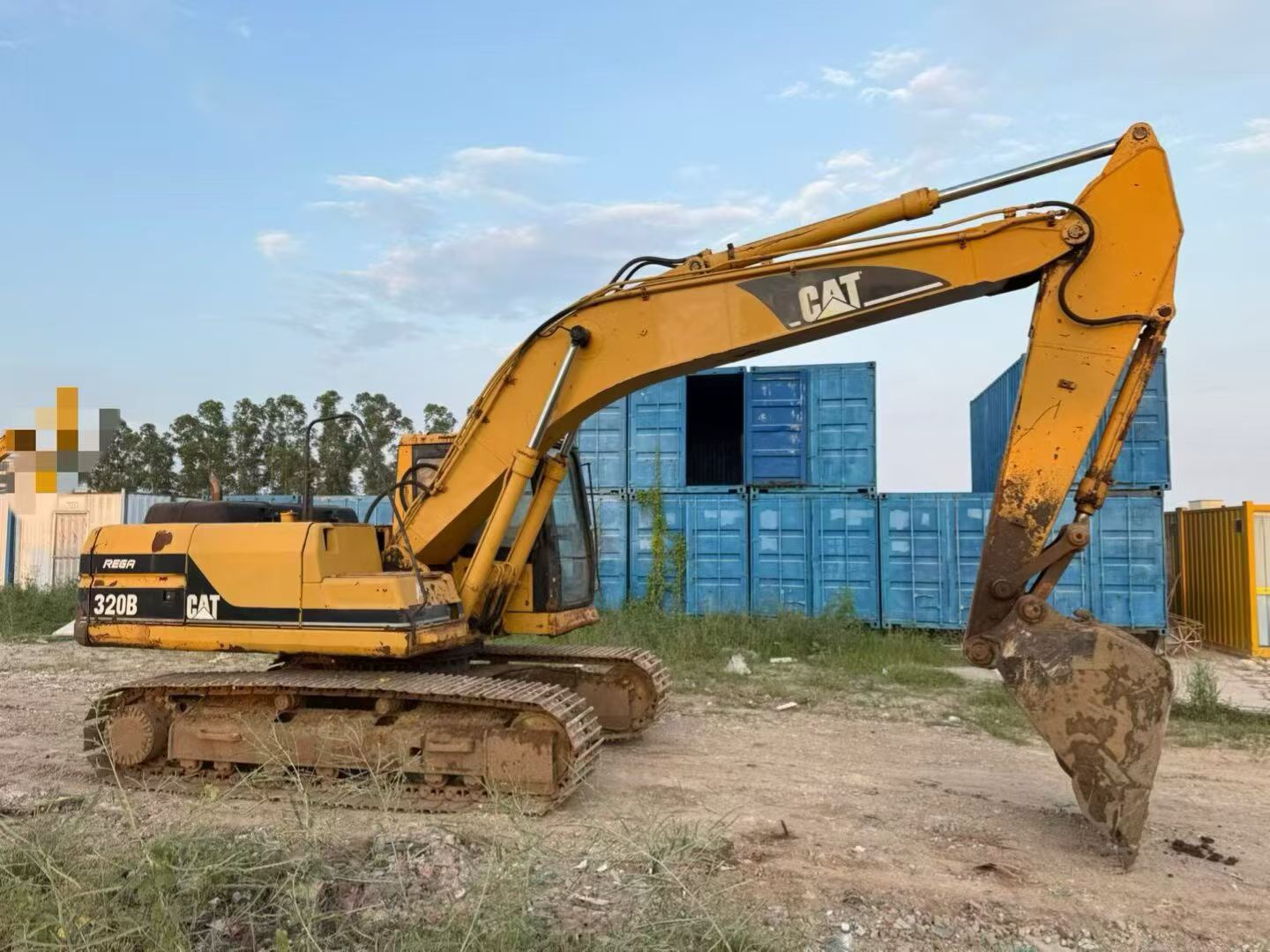 Buy Caterpillar 320B Used Excavator / 2 Buy Caterpillar 320B Used Excavator / 2
