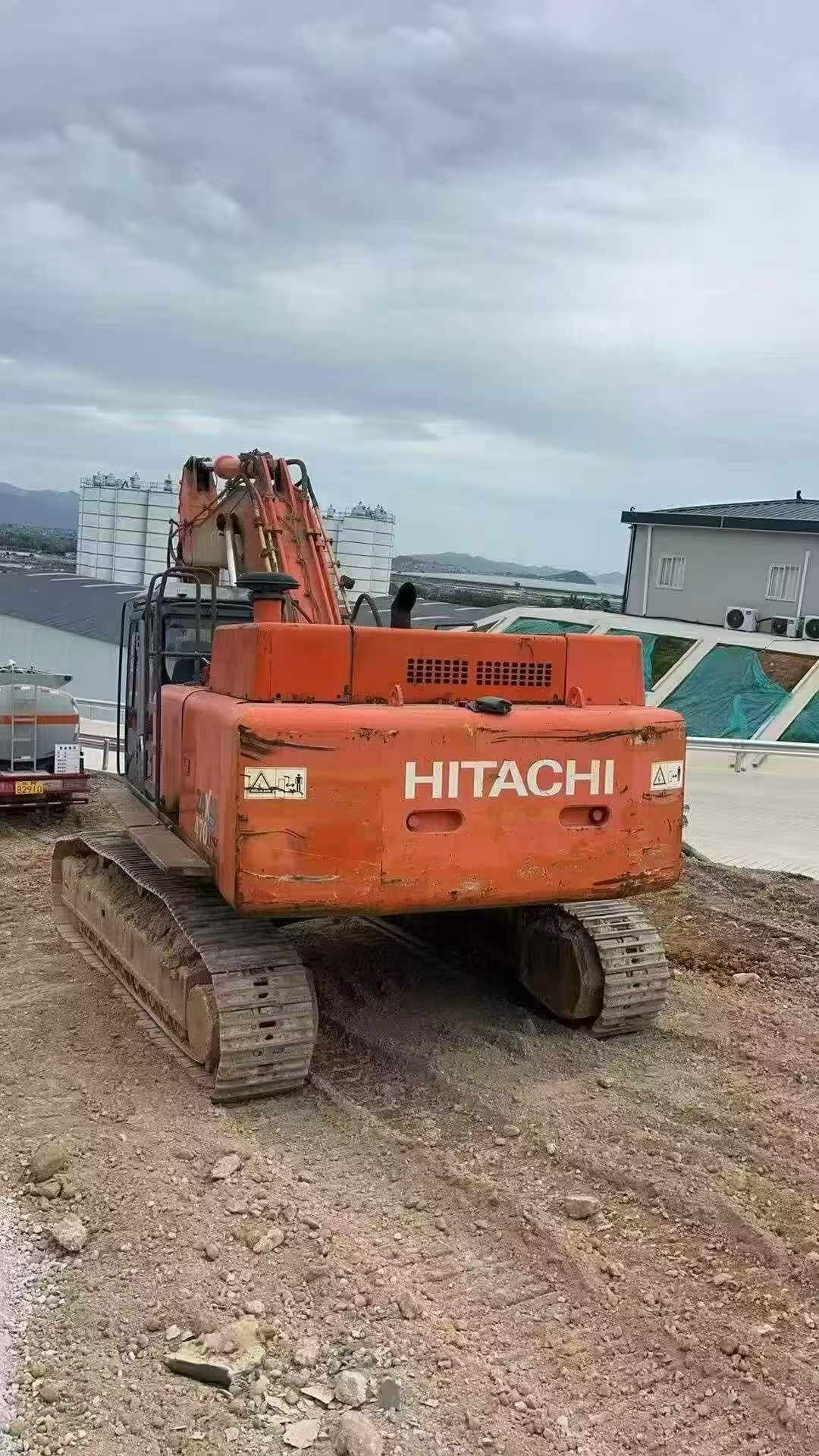 Buy Hitachi ZX470H-3 Used Excavator / 1