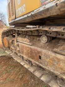 Buy XCMG XE700C Used Excavator / 4 Buy XCMG XE700C Used Excavator / 4