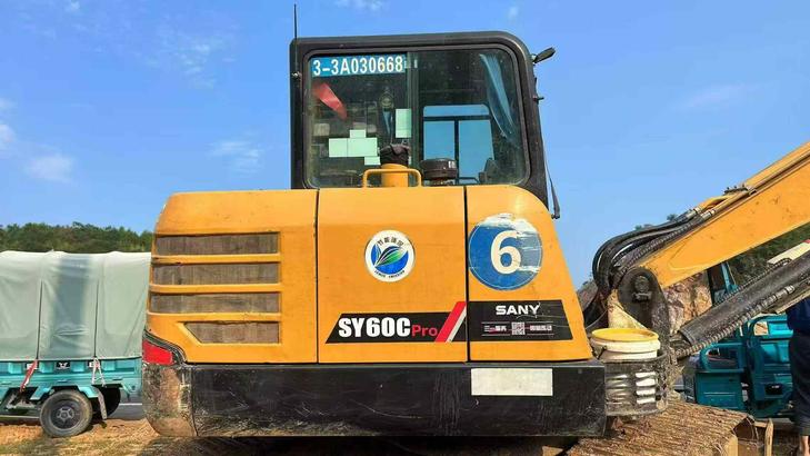 Buy Sany SY60 Used Excavator / 1