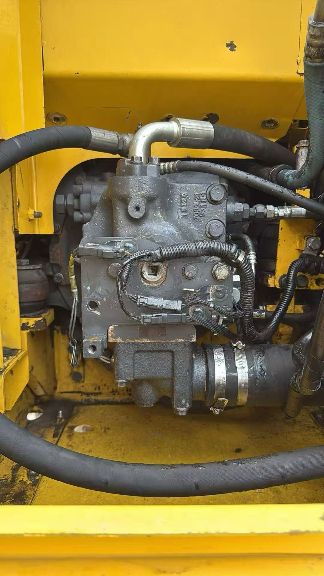 Buy Komatsu PC130-7 Used Excavator / 6 Buy Komatsu PC130-7 Used Excavator / 6