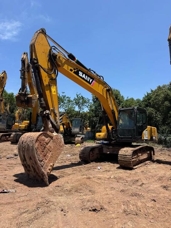Buy Sany SY205C Used Excavator / 1