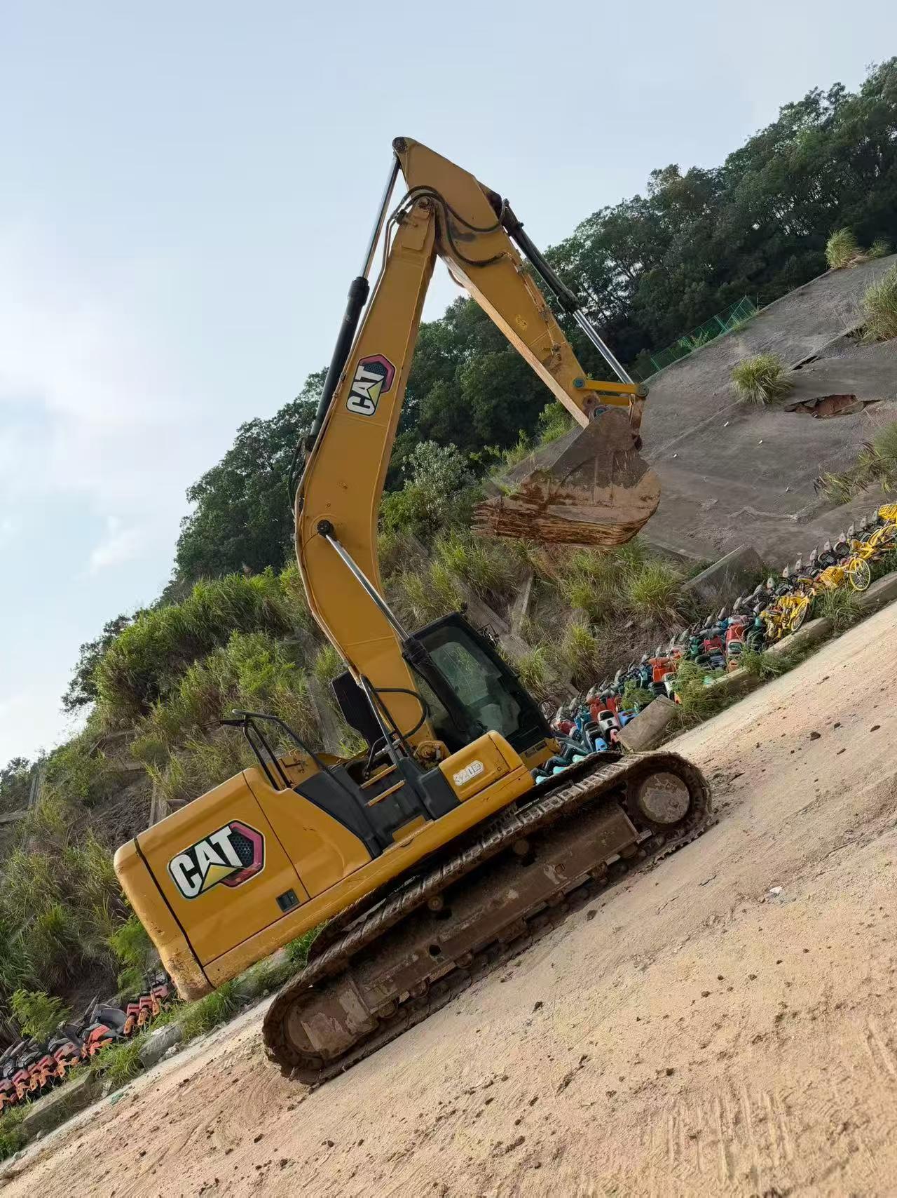Buy Caterpillar 320GC Used Excavator / 2 Buy Caterpillar 320GC Used Excavator / 2