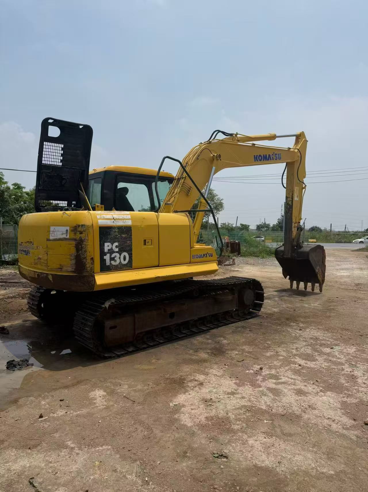 Buy Komatsu PC130-7 Used Excavator / 1